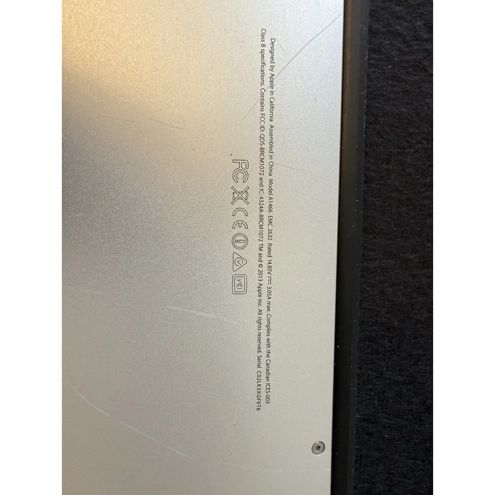 Apple MacBook Air Model A1466 EMC 2632 2013 Space‎ Gray